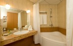 سرویس و حمام هتل دبل تری بای هیلتون بلغارستان