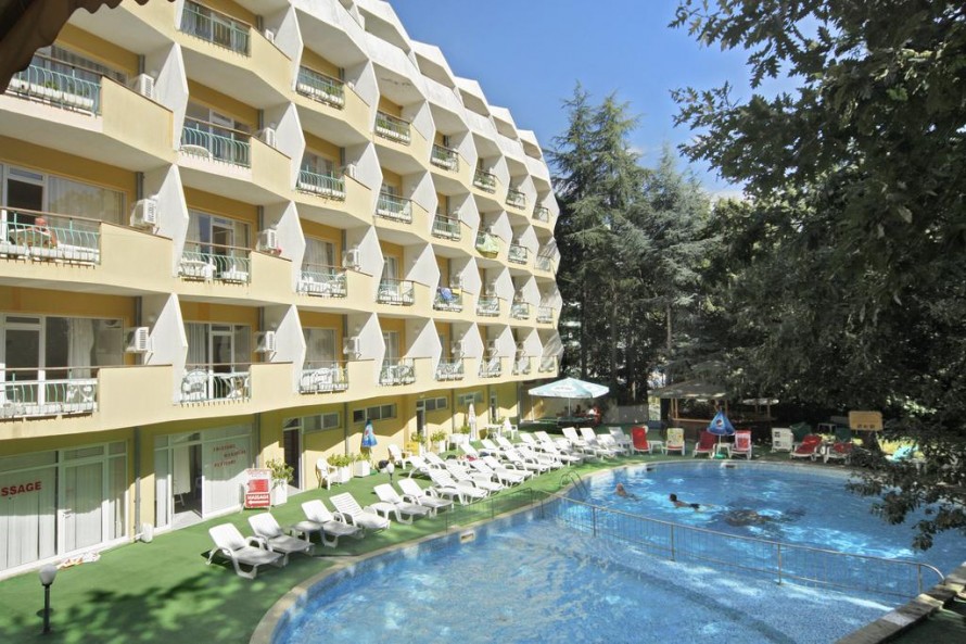 استخر هتل مک بلغارستان