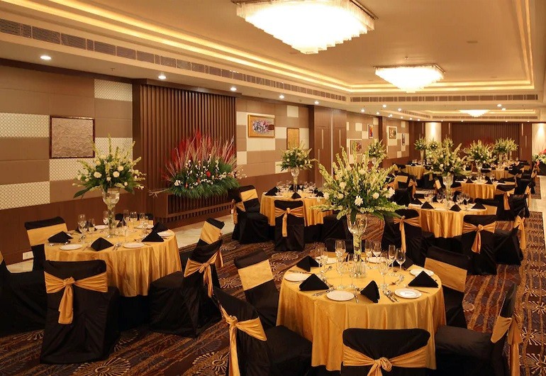 هتل گلدن تولیپ چاتارپور دهلی
